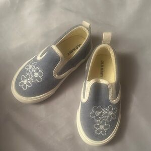Old Navy Kids Blue Floral Sneakers